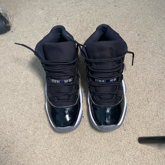 Jordan 11 “Space Jam” 6Y/7.5W - Picture 2 of 11